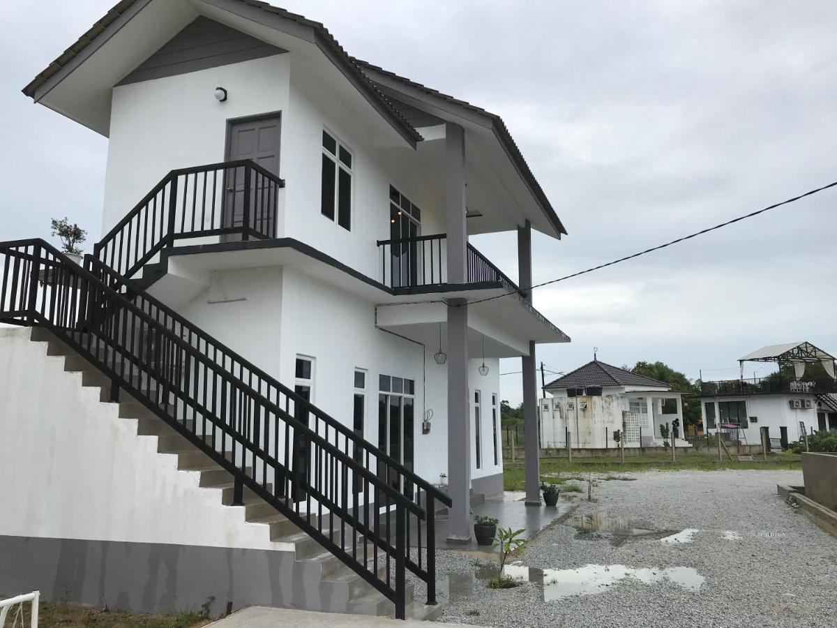 Rumah Sawah Homestay Pasir Puteh Exterior foto