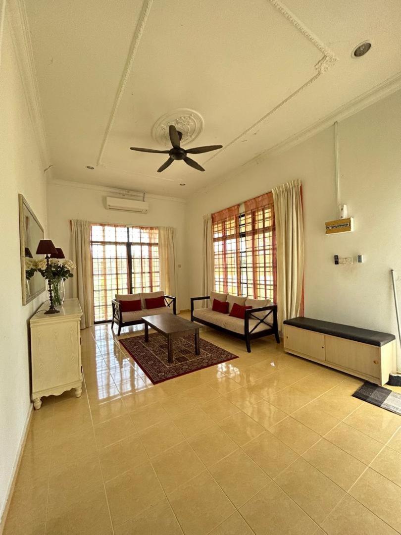 Rumah Sawah Homestay Pasir Puteh Exterior foto